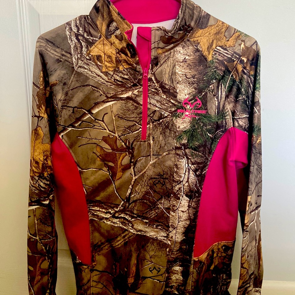 Real Tree Women 1/2 zip Pullover✨